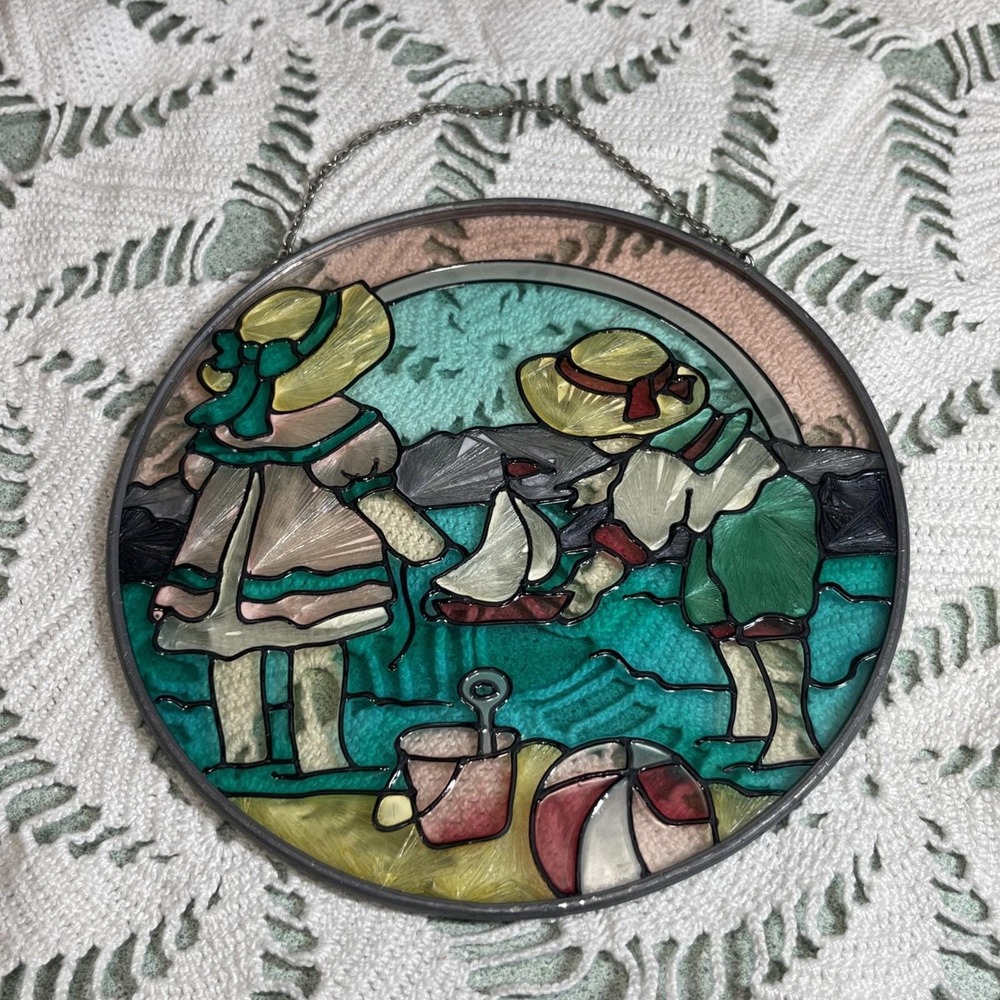Vintage Suncatcher stained glass Beach Children Ocean Sand Round 6.5"